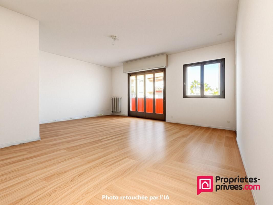 NICE Spacieux Studio de 34 m² à Nice - SOUS OFFRE 3