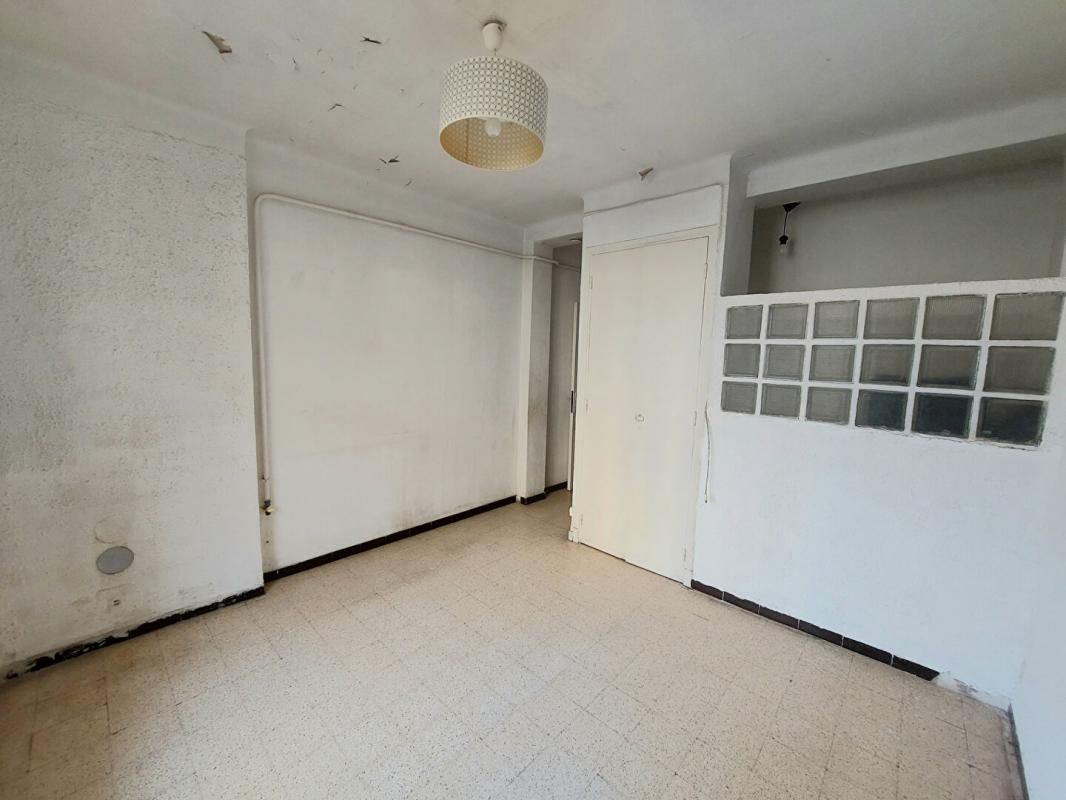 MARSEILLE-5E-ARRONDISSEMENT Appartement Marseille 1 pièce(s) 20 m2 3