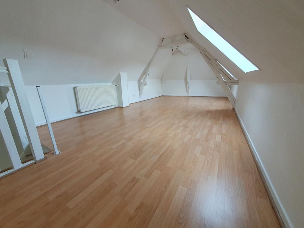 BOURGES Appartement duplex Bourges 2 pièce(s) 36 m2 2