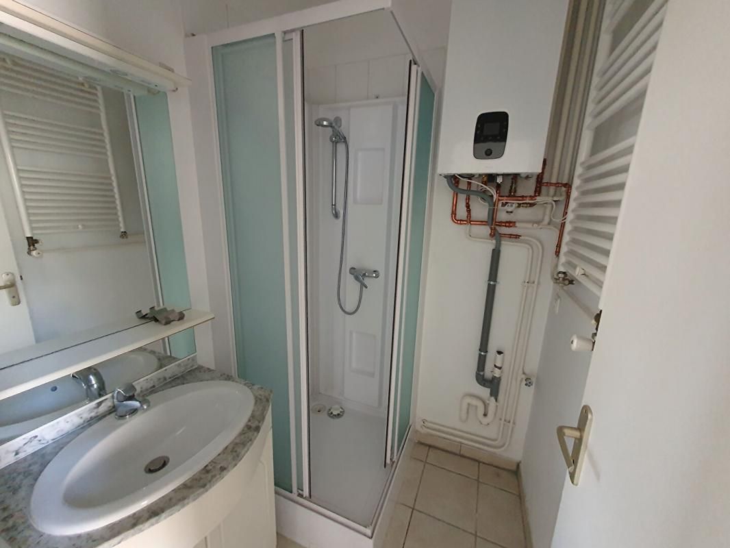 BOURGES Appartement duplex Bourges 2 pièce(s) 36 m2 4