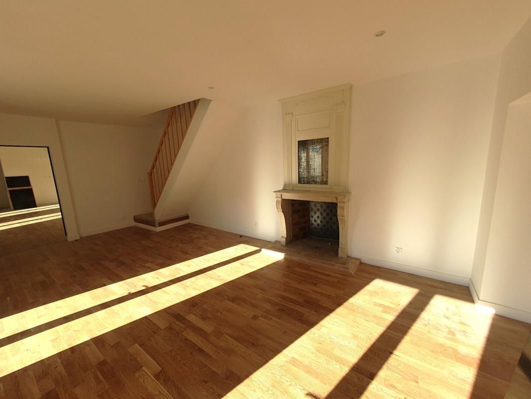 BOURGES Maison rénovée Bourges 5 pièce(s) 149 m2 2