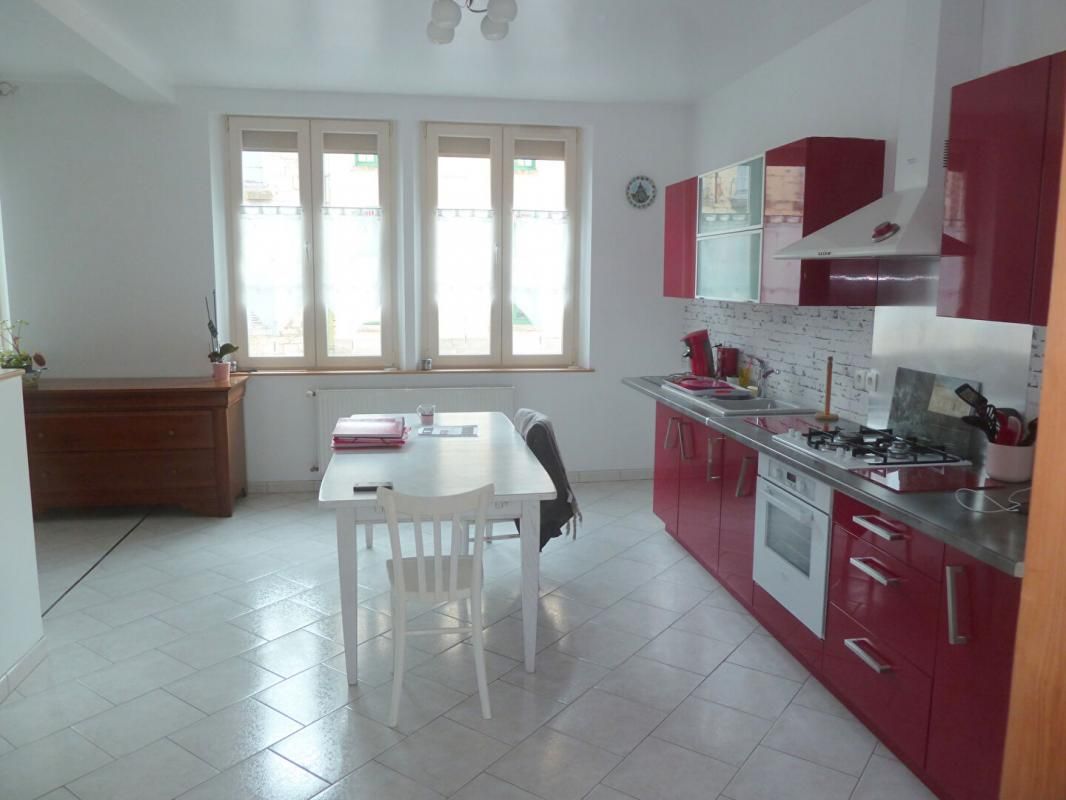 CLERMONT-EN-ARGONNE Maison 5 pièce(s) 91 m 2 totalement rénovée 2