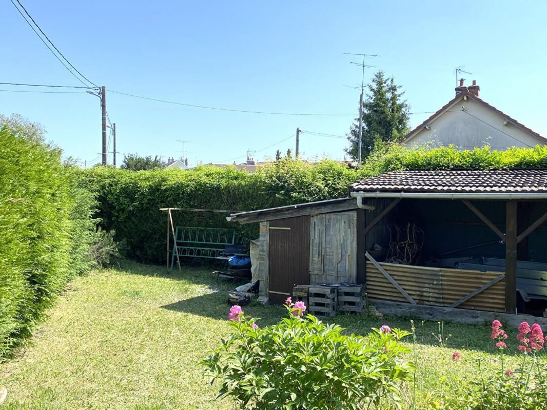 VARENNES-SUR-SEINE Maison Varennes Sur Seine 5 pièces, 3 chambres, garage, 116 m2 habitables 2