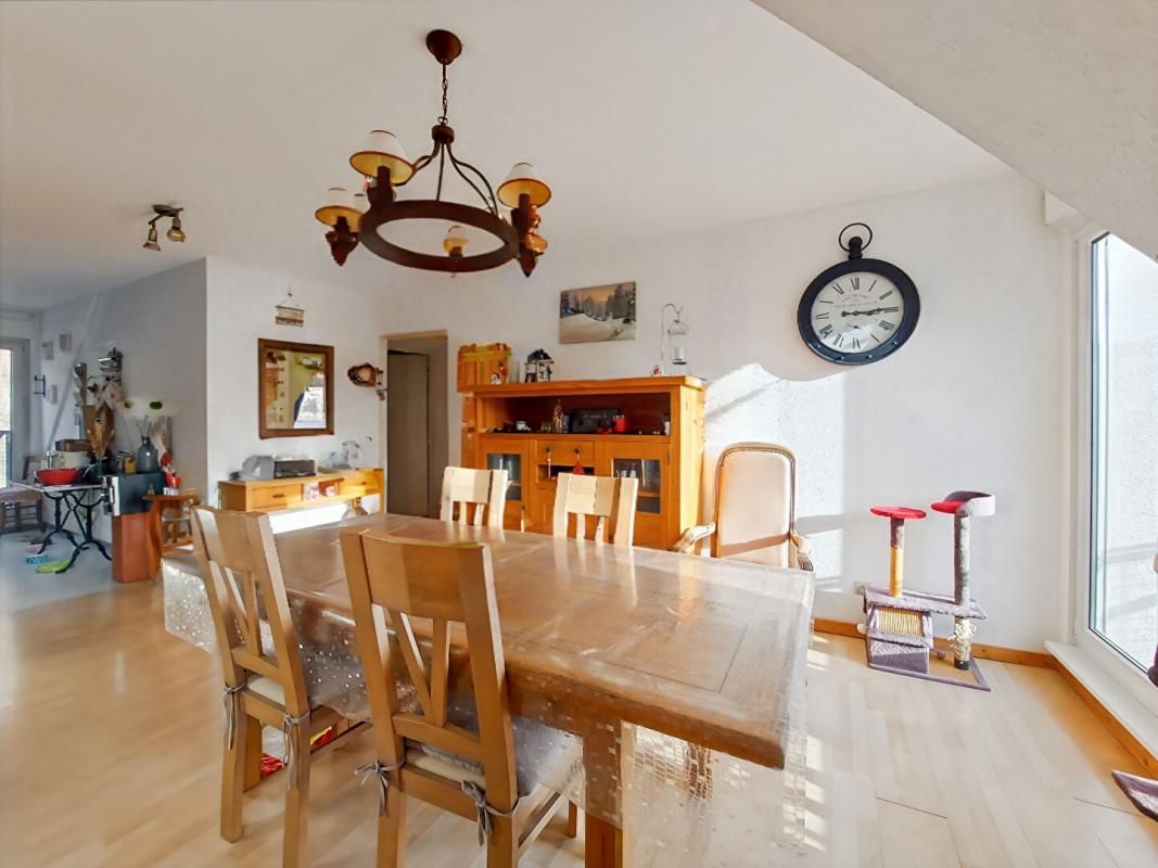 THANN Thann,  68800, appartement  3 pièces, 66 m2, balcon, cave,  garage 2