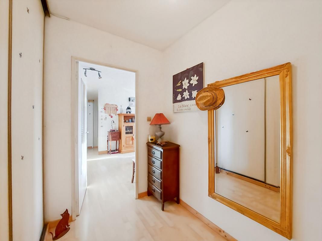 THANN Thann,  68800, appartement  3 pièces, 66 m2, balcon, cave,  garage 3