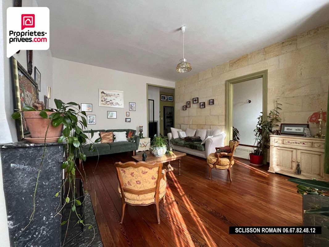 GEMOZAC Maison de village  7 pièce(s) - 199 m2 - 4 chambres - terrain - grandes dépendances - PRIX 299 000 HAI 3