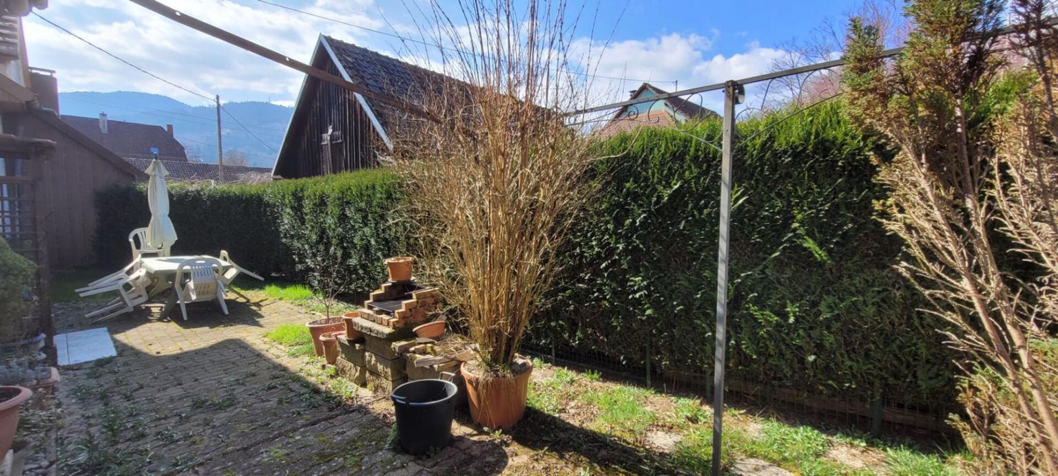 MASEVAUX Maison accolée- 3 chambres au calme 3