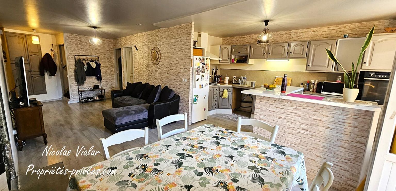 SAINT-JEAN-LE-CENTENIER Maison de village de 112 m² plus un appartement indépendant de 55 m² 2