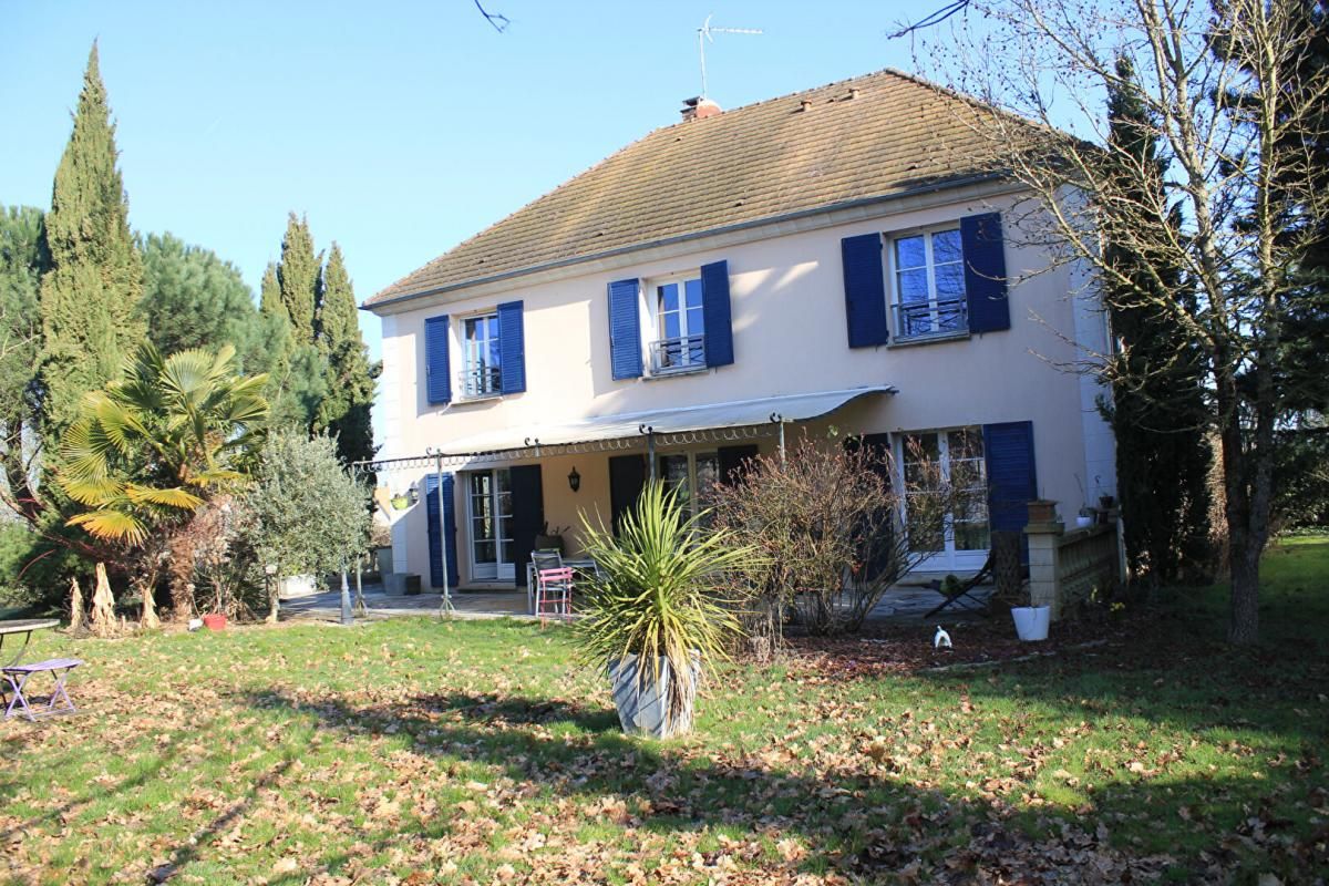 JOUARS-PONTCHARTRAIN Maison Jouars Pontchartrain 7 pièce(s) 4