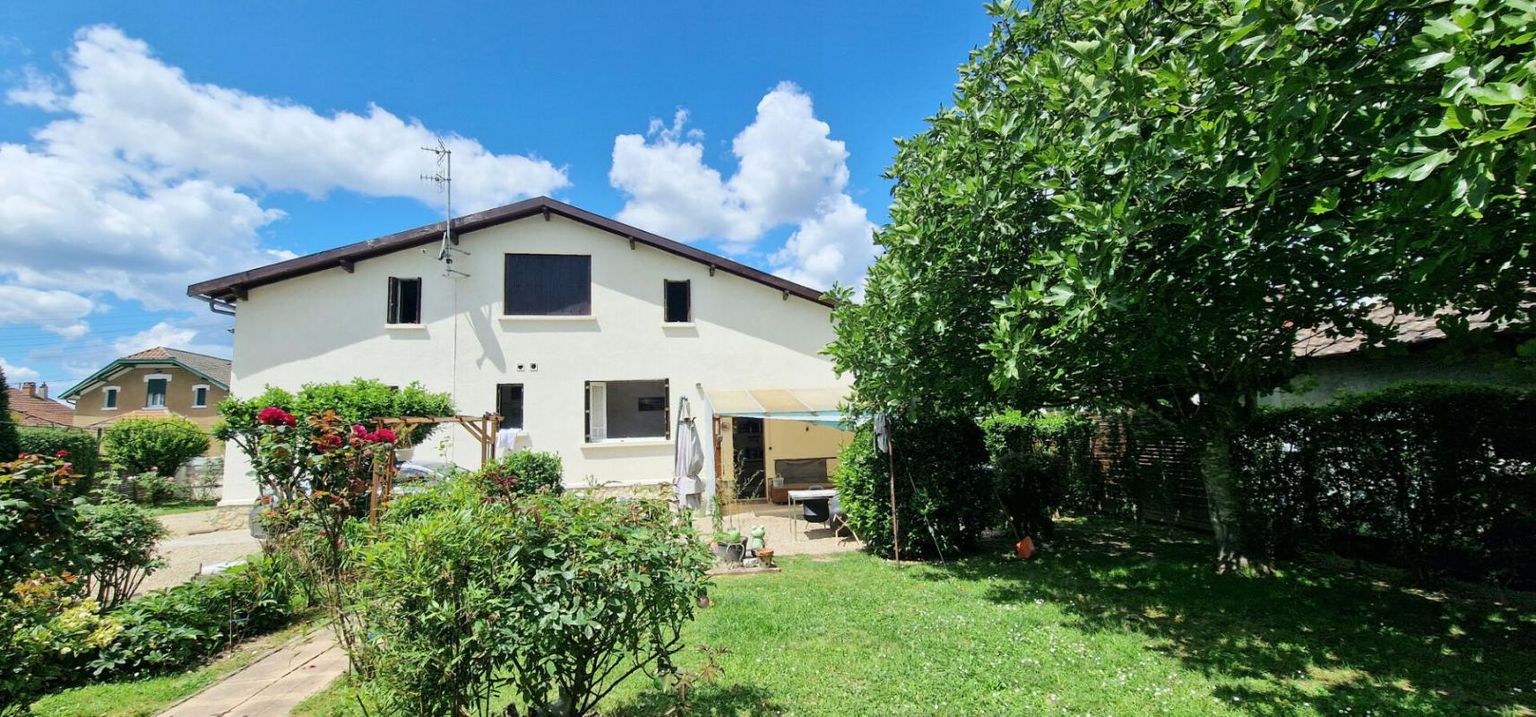 MUSSIDAN Maison familiale 6 pièces 168 m2- terrain 1225 m2 3