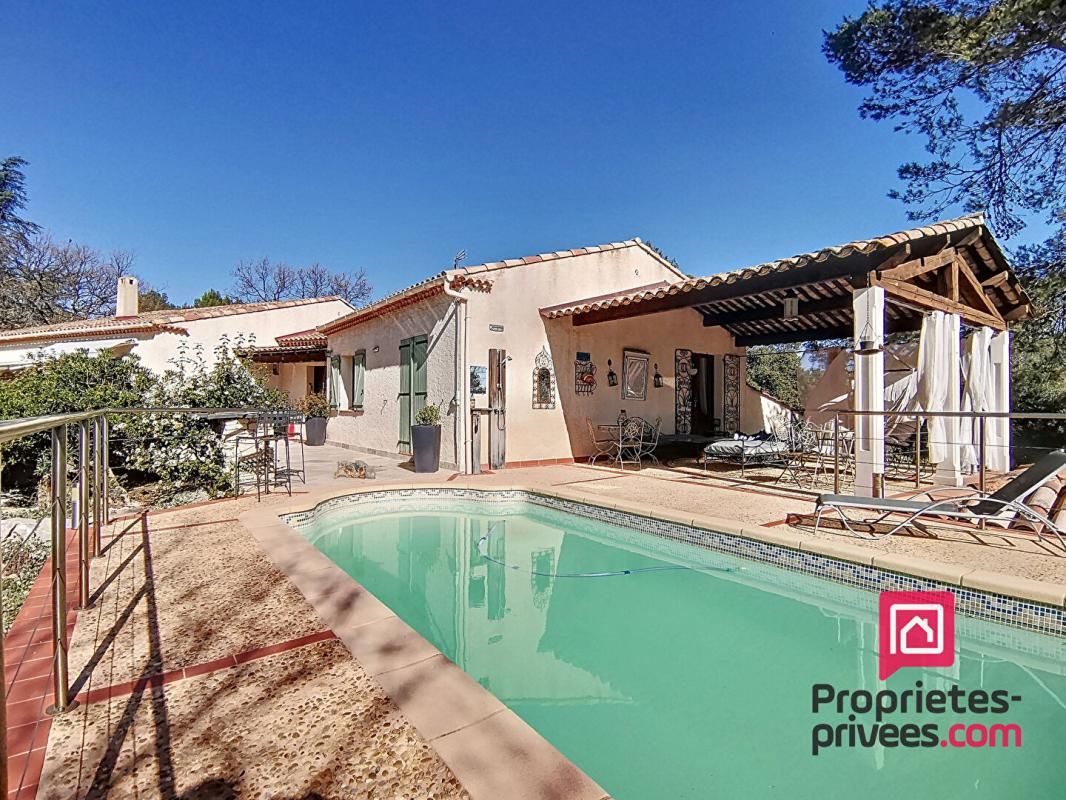 Villa 160 m2 , plain-pied Saint Maximin La Sainte Baume 83470