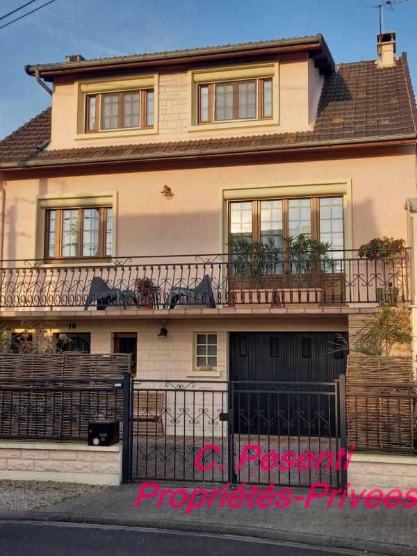 Maison Conches Sur Gondoire 6 pièce(s) de 146 m²