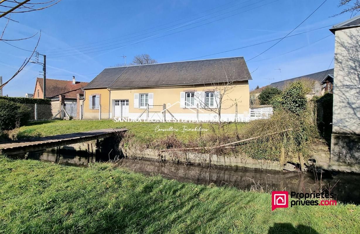JOUY - JOLIE MAISON de 60 m², 4 PIECES