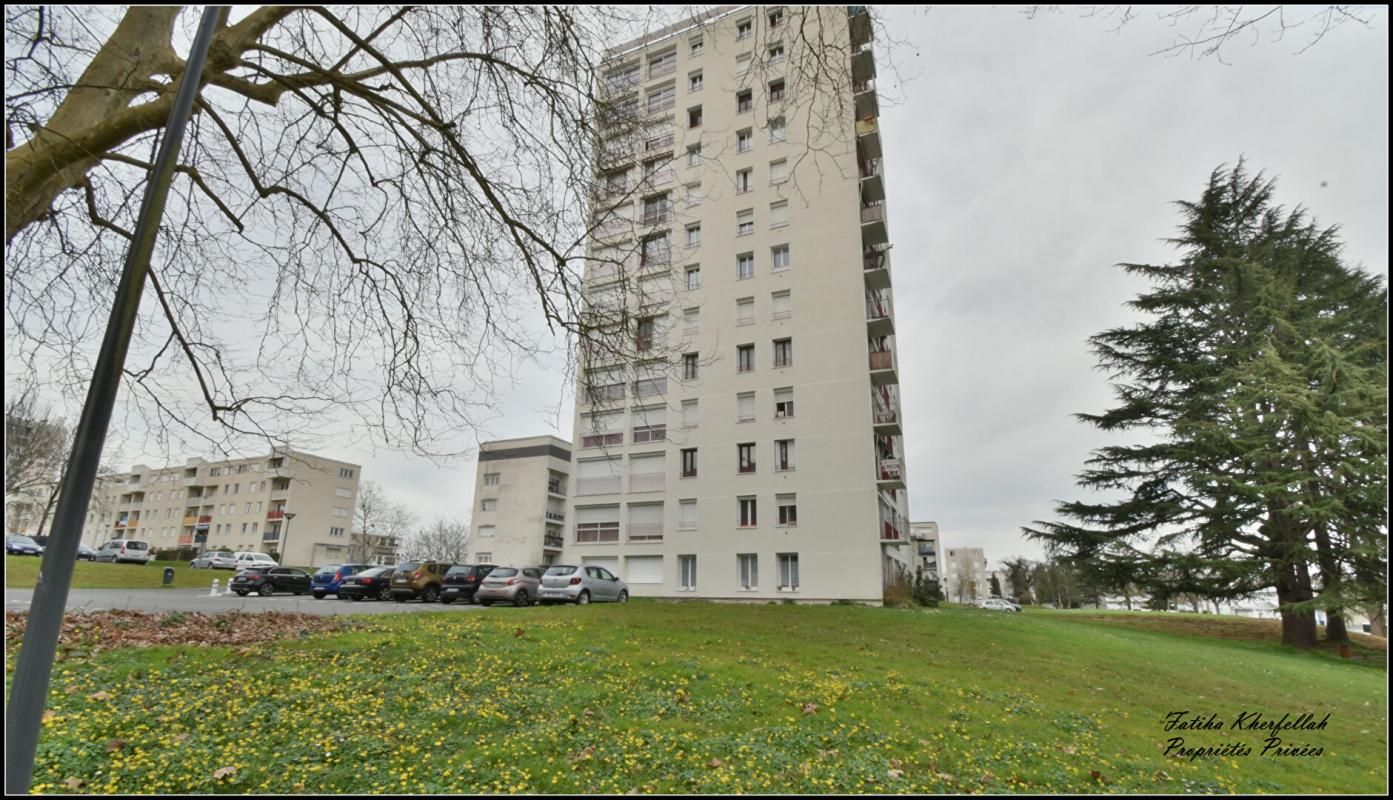 MOURENX MOURENX - APPARTEMENT 57,40 M² - 55000 2