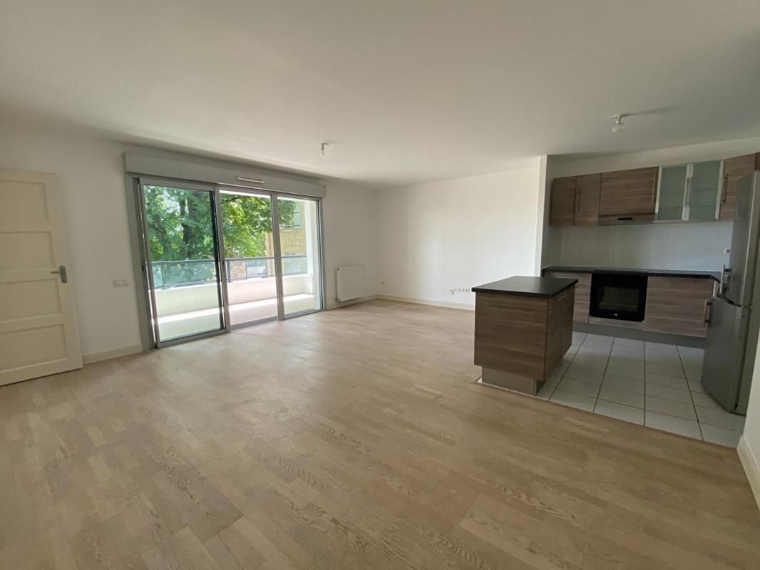 BORDEAUX Appartement Bordeaux 4 pièce(s) 85 m2 3
