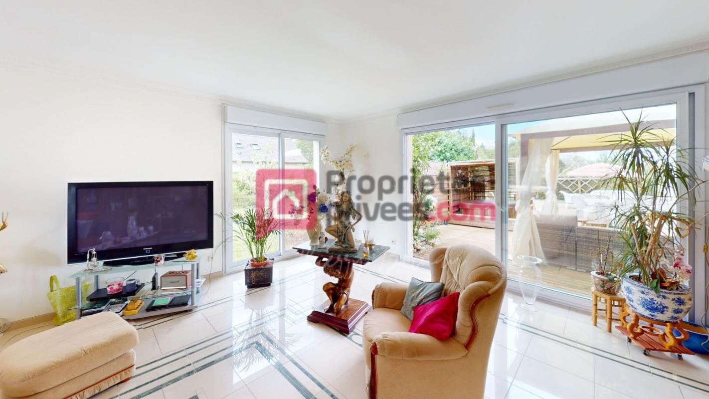BUTHIERS mMaison de plain-pied  sur terrain de 9720 m2 3