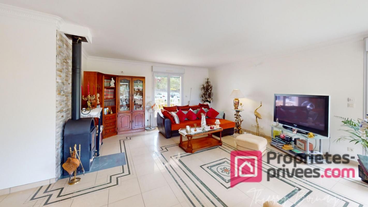 BUTHIERS mMaison de plain-pied  sur terrain de 9720 m2 4
