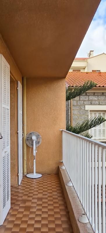 PROPRIANO PROPRIANO HYPER CENTRE STUDIO AVEC BALCON 4