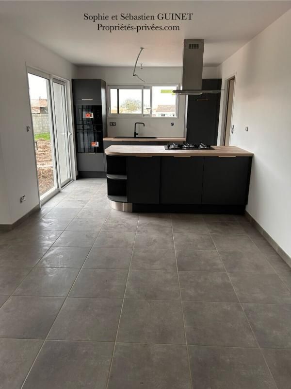 Maison Sainte Pexine 4 pièce(s) 90.97 m2