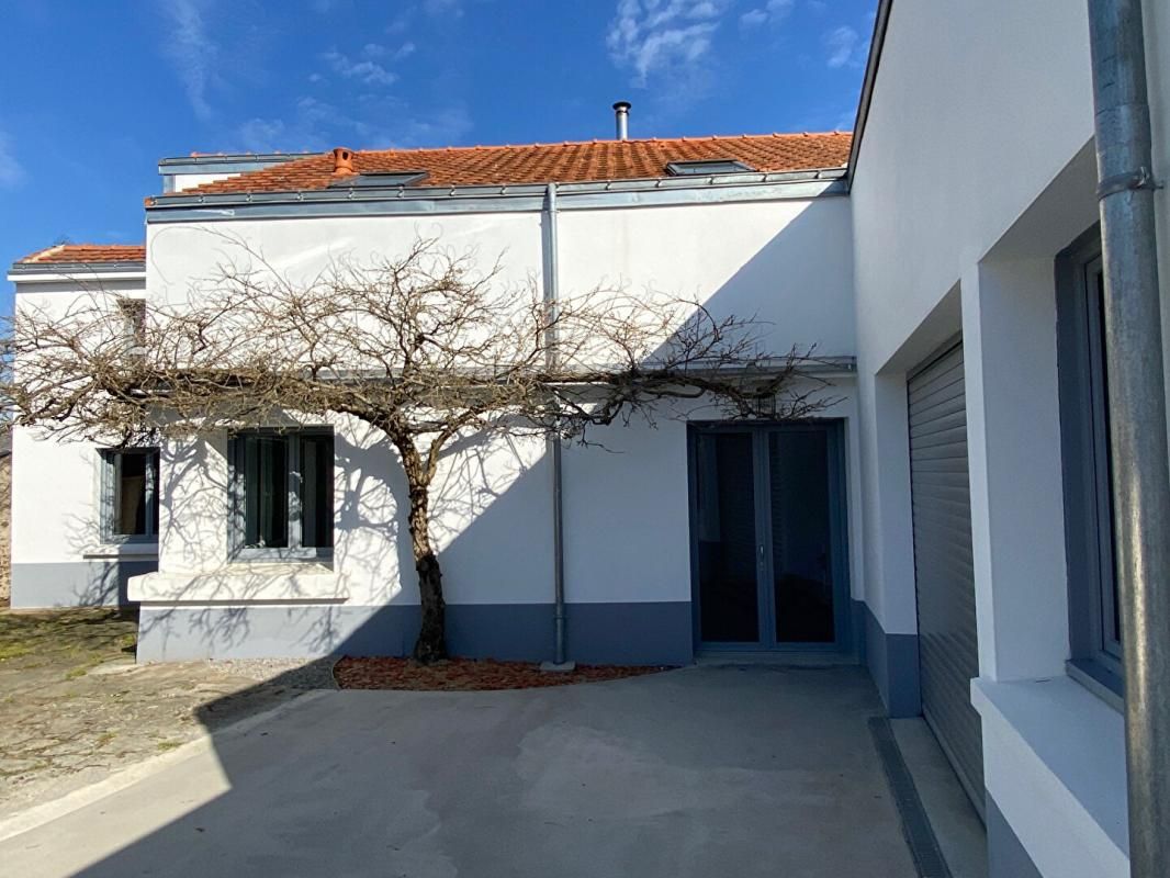 PORT-SAINT-PERE MAISON - 9 PIÈCES 230 M² - 5 CHAMBRES - 44710 PORT SAINT PÈRE - BUDGET 599 900 HAI 2