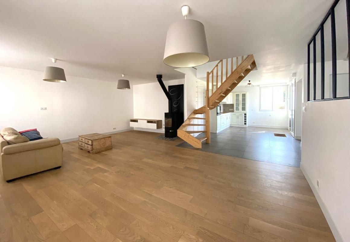 PORT-SAINT-PERE MAISON - 9 PIÈCES 230 M² - 5 CHAMBRES - 44710 PORT SAINT PÈRE - BUDGET 599 900 HAI 4