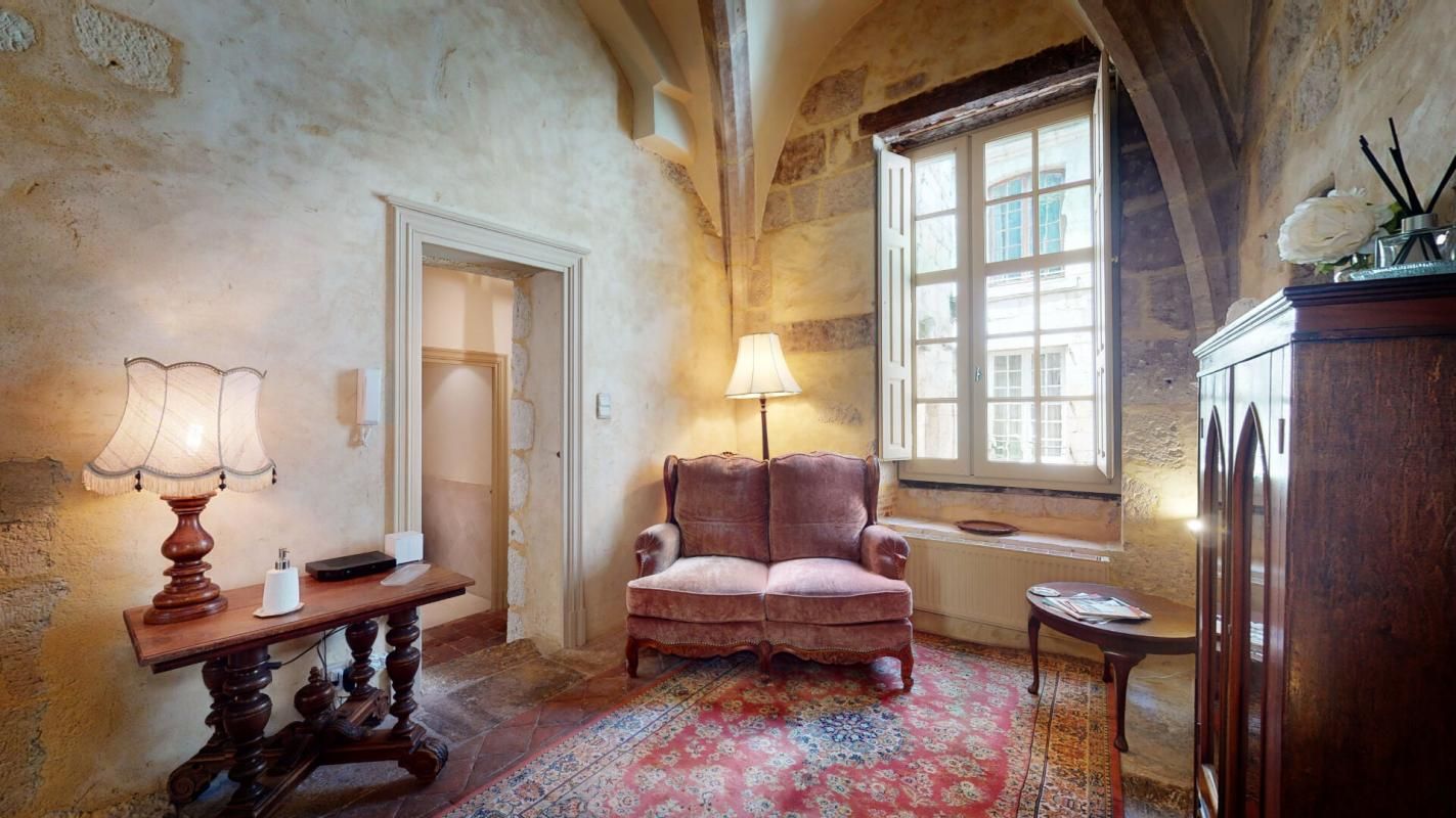 PERIGUEUX Appartement hyper centre Périgueux 95 m2 dans hôtel particulier 4