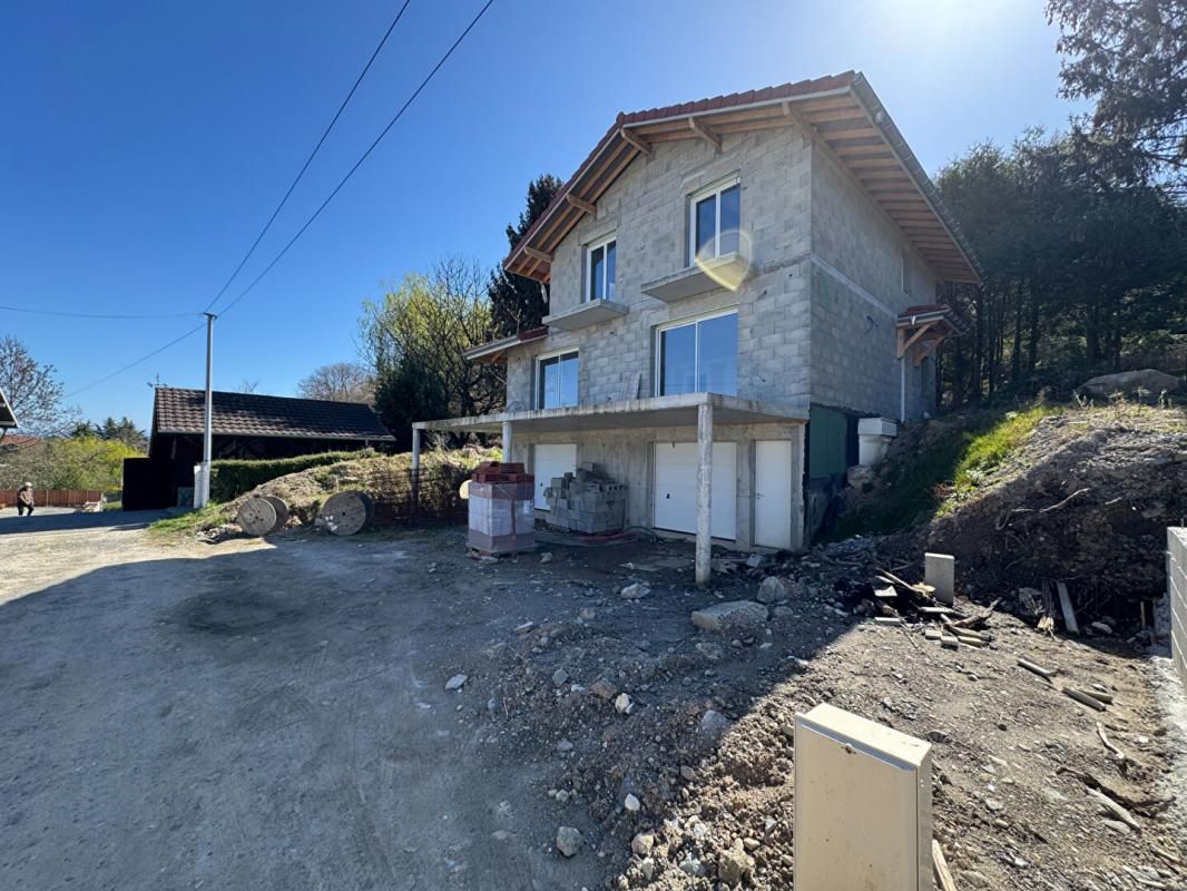 AMPHION Maison individuelle 140m² , sous sol complet, garage, vue Lac (74500)