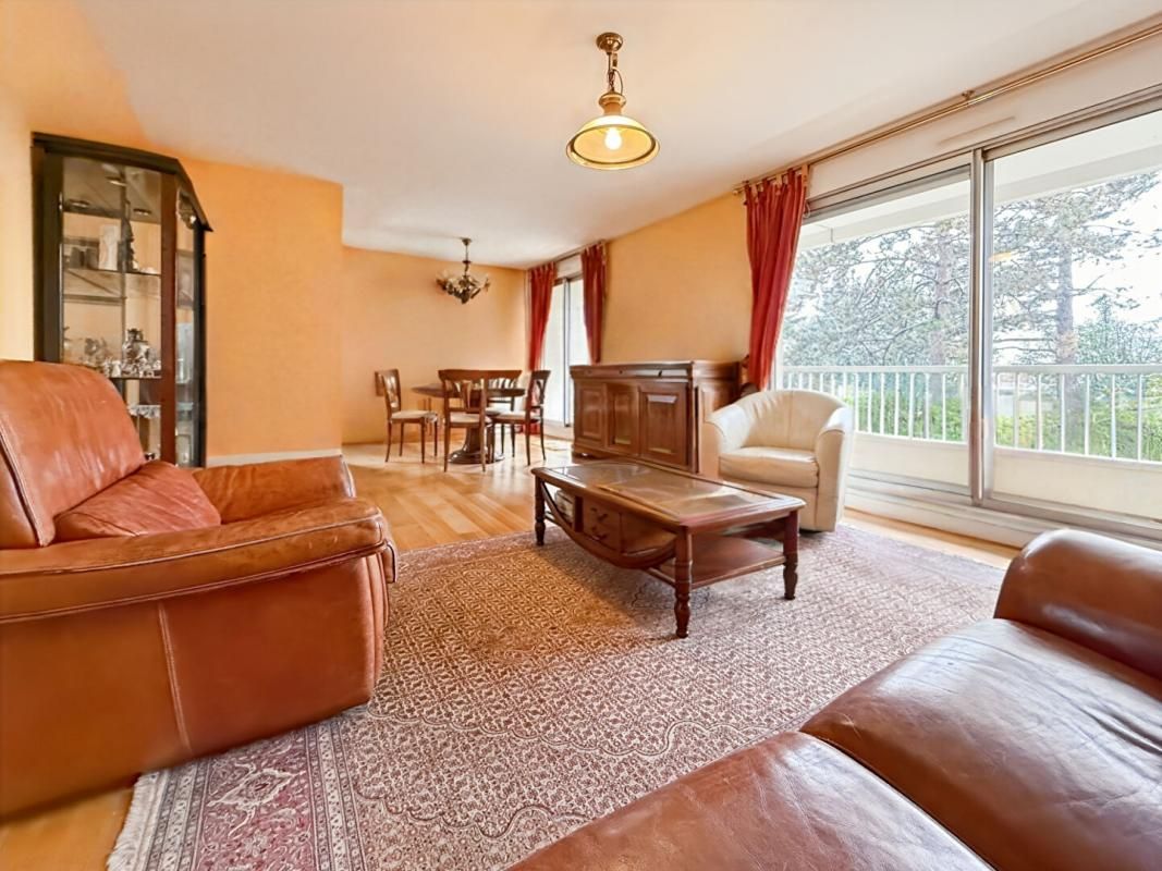 FONTENAY-AUX-ROSES Appartement Fontenay Aux Roses 4 pièce(s) 82.81 m2 2