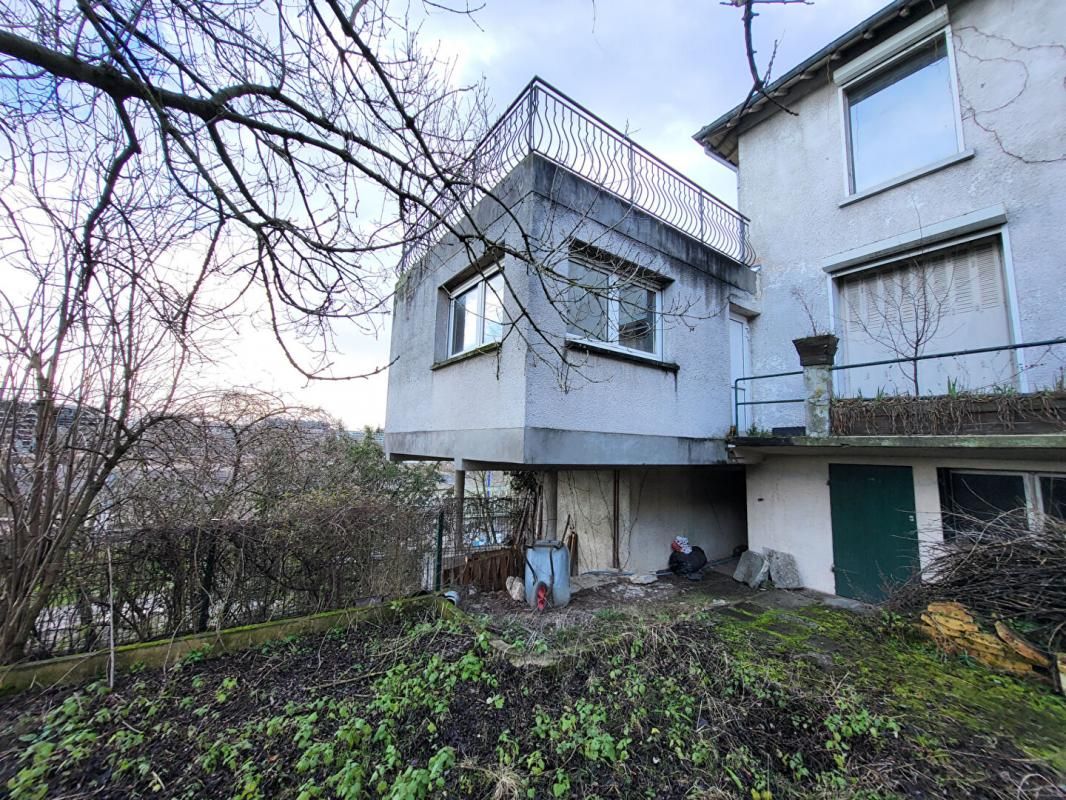 SEVRES Maison Sèvres 7 pièce(s) 180 m2 2