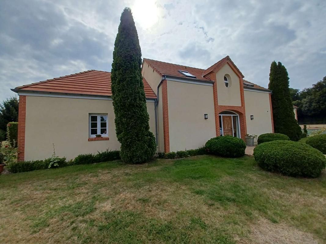 LE MENIL-BERARD PROCHE L'AIGLE/MORTAGNE MAGNIFIQUE PROPRIETE 5 pièce(s) 233.5 m2 avec piscine 3