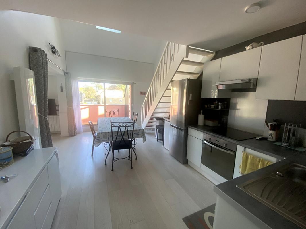 LA BAULE-ESCOUBLAC LA BAULE LE GUEZY  DANS UNE RESIDENCE AVEC PISCINE APPARTEMENT - STATIONNEMENT 4