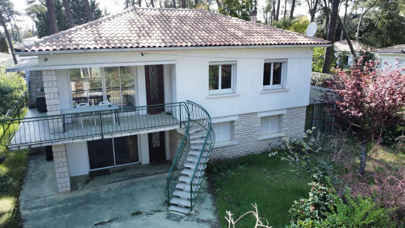 Maison 6 pièce(s) 151 m2