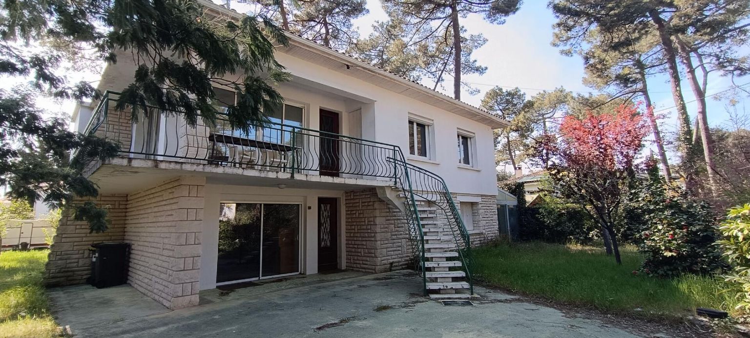 SAINT-GEORGES-DE-DIDONNE Maison  6 pièce(s) 151 m2 2