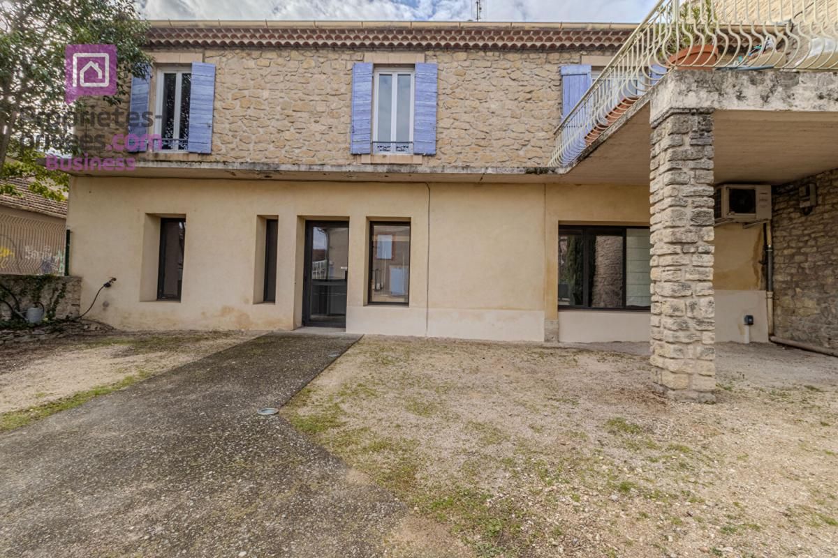 CARPENTRAS CARPENTRAS - Bureaux à louer  79 m², rénovés et meublés 3
