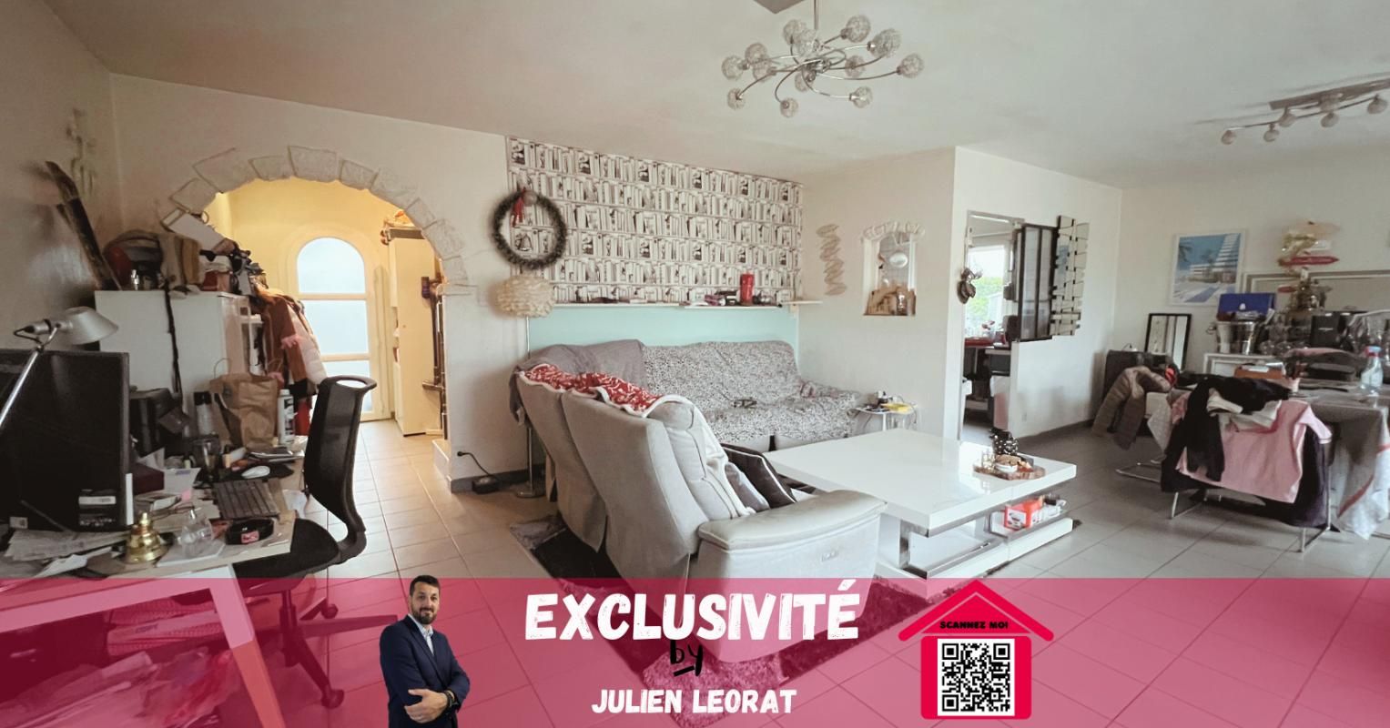AGNIN Maison familiale de 185 m² avec piscine sur 2 200 m² de terrain à Agnin 4