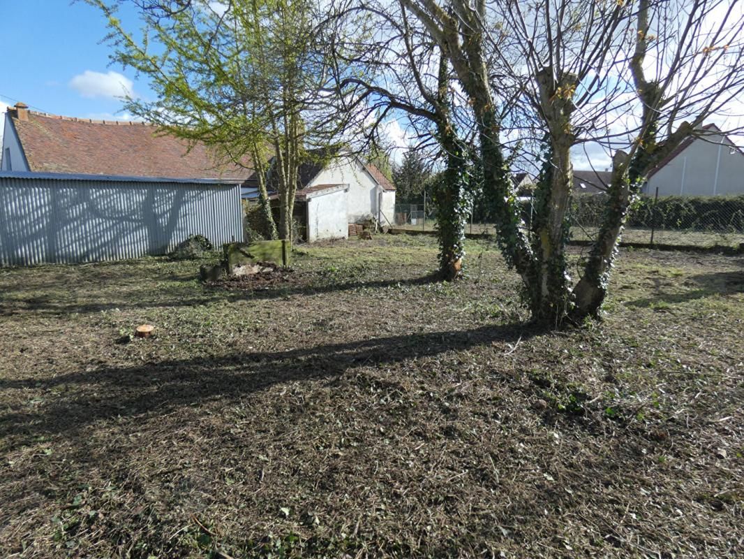 SAULNIERES Terrain constructible 720 m2 4