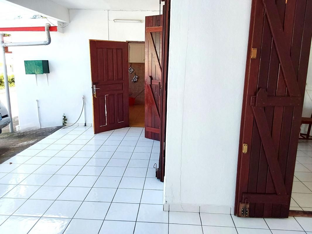 SAINT-FRANCOIS Saint François 97118 - Maison 4 pièces - 2 chambres 90 m2 3