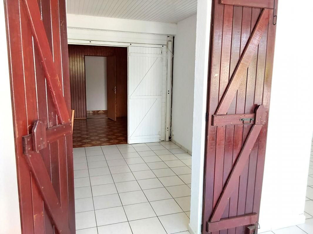 SAINT-FRANCOIS Saint François 97118 - Maison 4 pièces - 2 chambres 90 m2 4