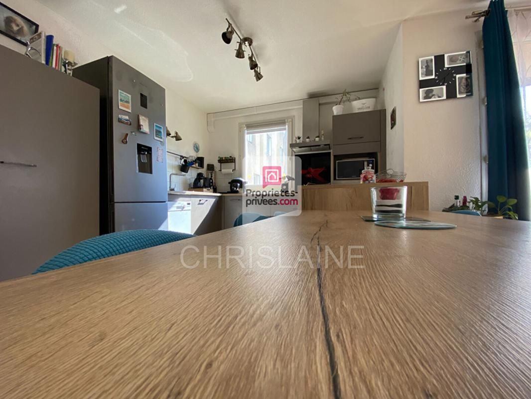 AVIGNON A VENDRE AVIGNON, EM 1ère CEINTURE, APPT T2, TERRASSE, PARKING PRIVEE 4
