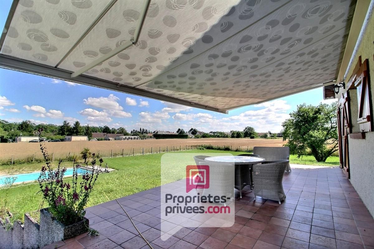 GRANDE MAISON FAMILALE avec PISCINE sur terrain constructible de 4350 m²