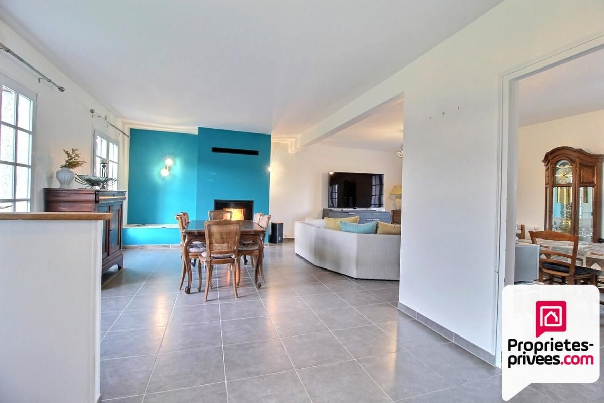 VILLEMANDEUR GRANDE MAISON FAMILALE avec PISCINE sur terrain constructible de 4350  m² 3