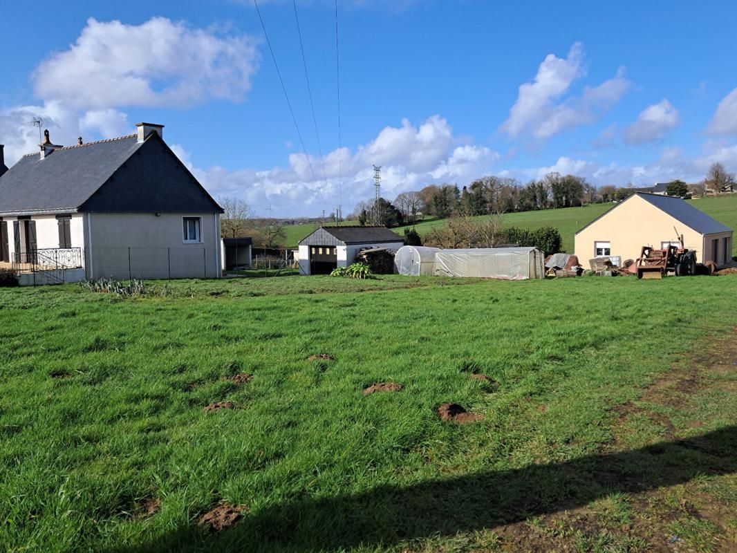 LANOUEE Terrain Constructible aux Forges De Lanouee 700 m2 3