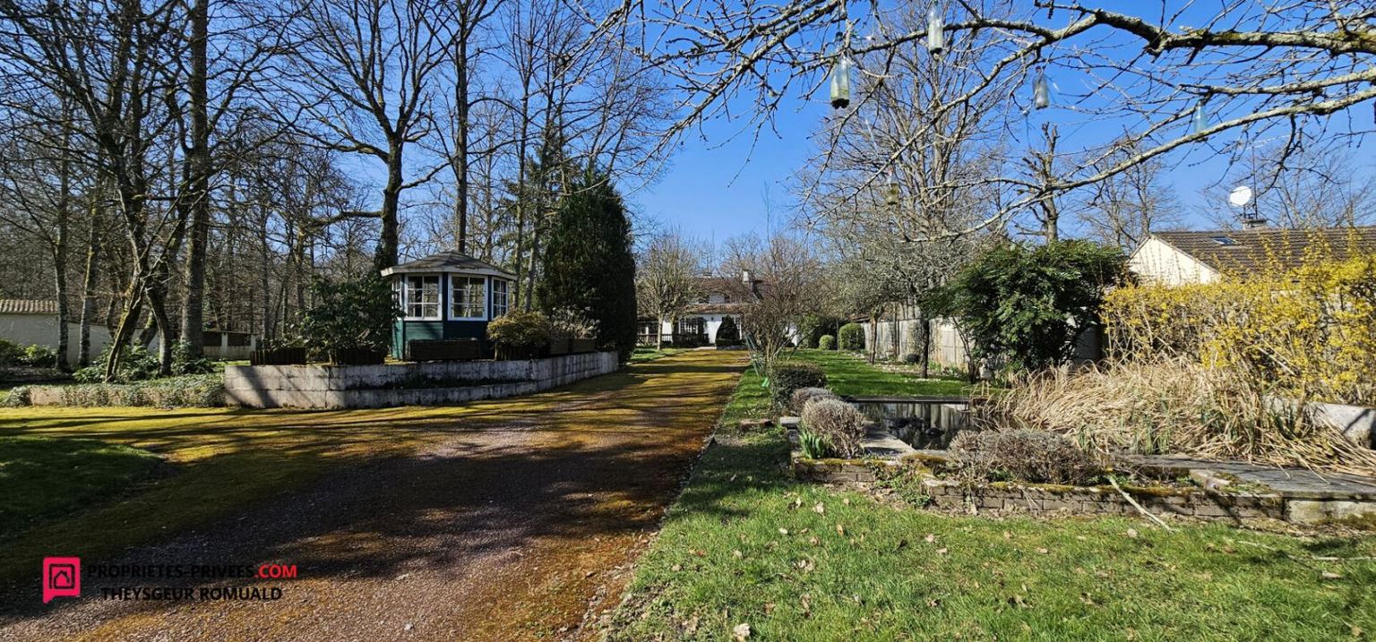 Maison Egreville 9 pièce(s) 228 m2