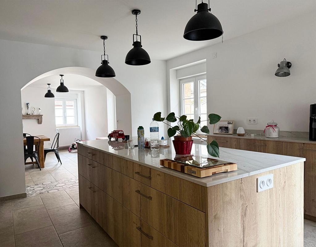 Maison Lantenay 5 pièces 136,37 m2 avec très grand garage