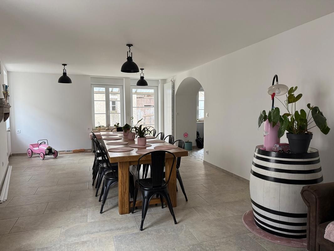 LANTENAY Maison Lantenay 5 pièces 136,37 m2 avec très grand garage 2