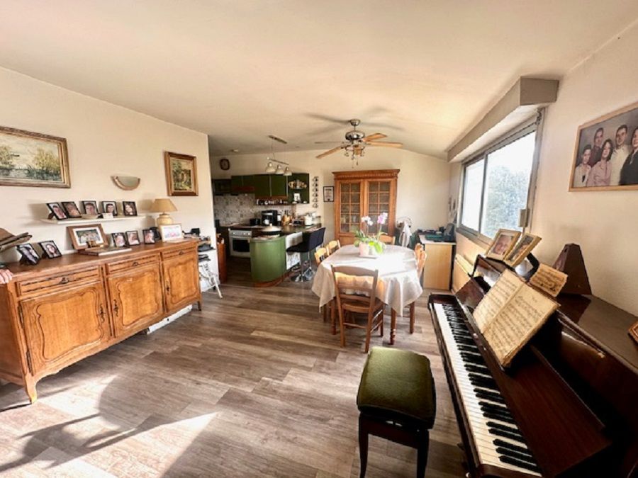 SAINT-MICHEL-CHEF-CHEF THARON CENTRE Maison de ville 85 m2 2