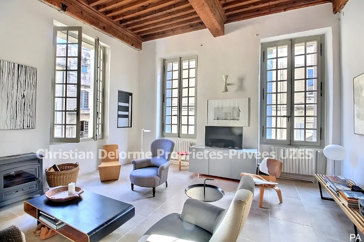 UZES UZES Hôtel Particulier 10 pièce(s) 320 m2 + dépendance avec piscine et mazet 2