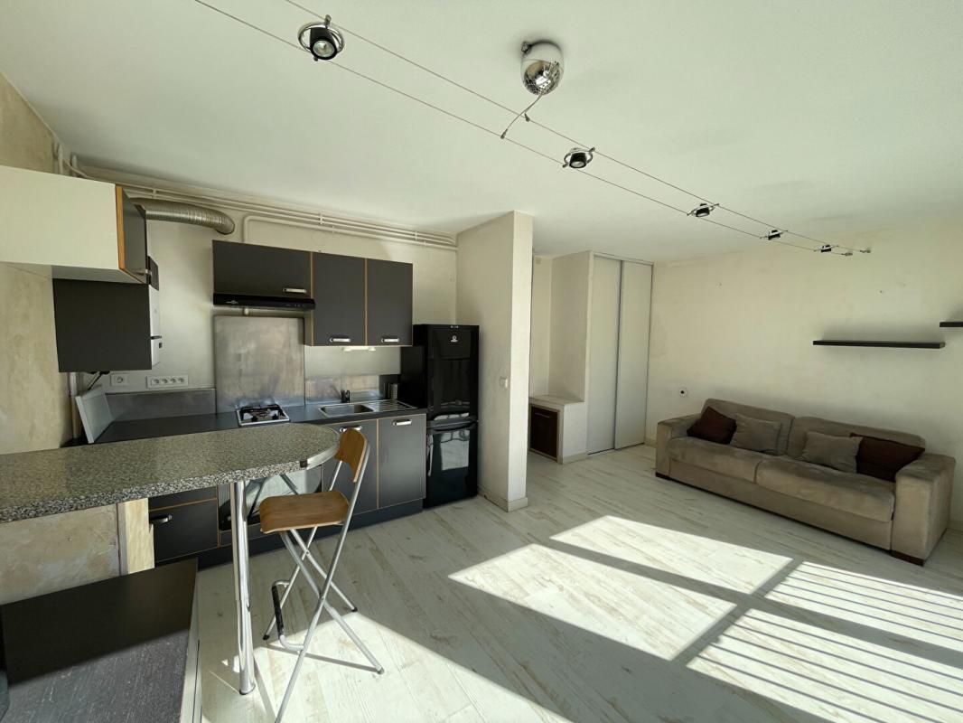 AUBAGNE Exclusivité, Aubagne appartement de type 1 2