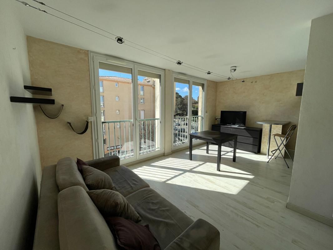 AUBAGNE Exclusivité, Aubagne appartement de type 1 3