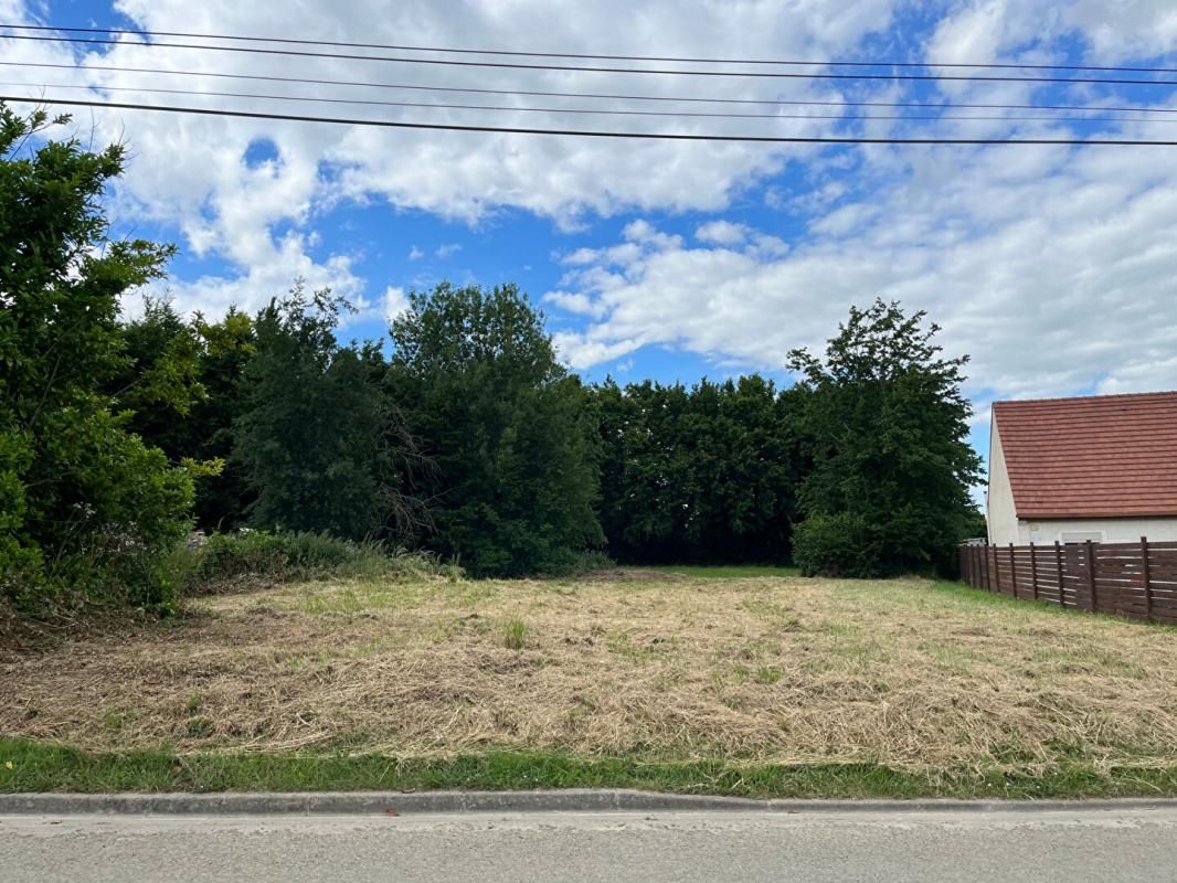 Terrain à bâtir de 917 m²